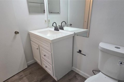 Condo in Kissimmee, Florida, 2 bedrooms № 2103605 - photo 26