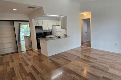 Condo in Kissimmee, Florida, 2 bedrooms № 2103605 - photo 8