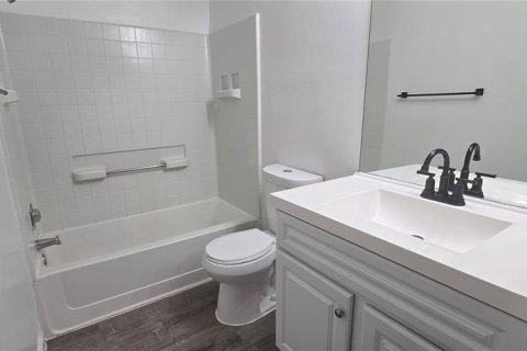 Condo in Kissimmee, Florida, 2 bedrooms № 2103605 - photo 18