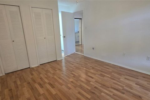 Condo in Kissimmee, Florida, 2 bedrooms № 2103605 - photo 16