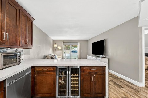 Condominio en venta en Pompano Beach, Florida, 1 dormitorio, 69.68 m2 № 2146757 - foto 5