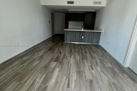 Снять в аренду кондоминиум в Майами, Флорида 1 спальня, 77.85м2, № 2150429 - фото 6