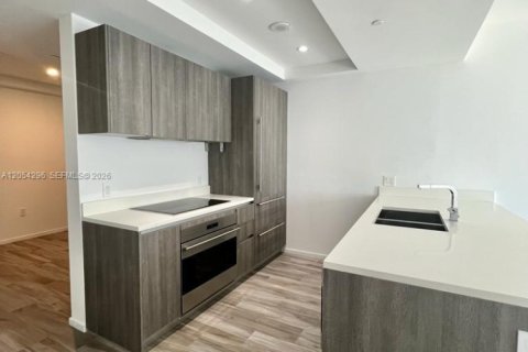 Снять в аренду кондоминиум в Майами, Флорида 1 спальня, 77.85м2, № 2150429 - фото 5