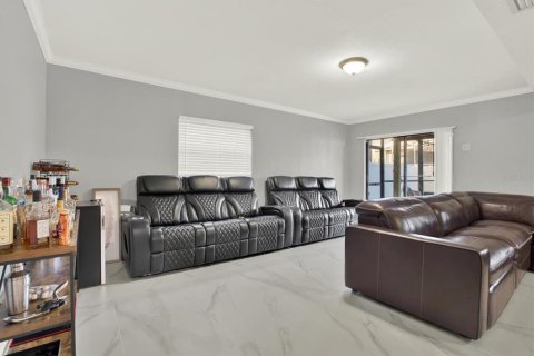 House in Palm Harbor, Florida 5 bedrooms, 270.9 sq.m. № 1735311 - photo 17
