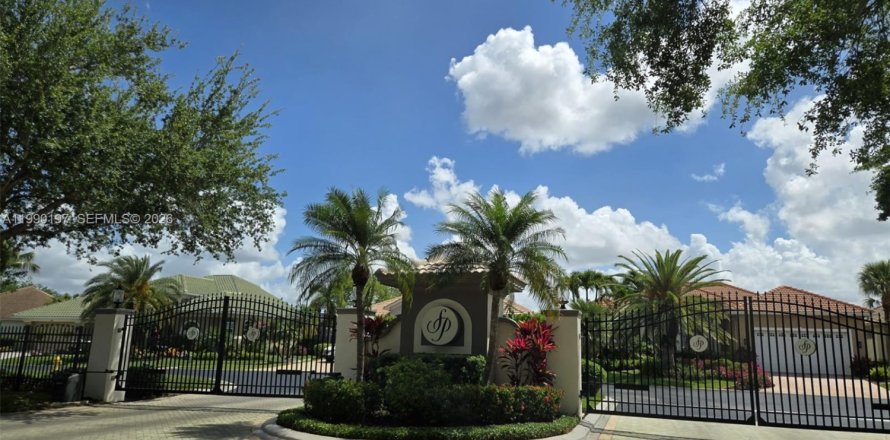 Villa ou maison à Fort Myers, Floride 3 chambres № 2063534