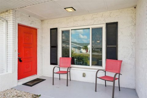 Condo in Sun City Center, Florida, 2 bedrooms  № 1521927 - photo 3