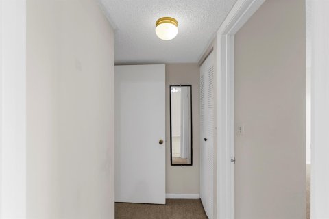 Copropriété à louer à Fort Lauderdale, Floride: 1 chambre, 65.22 m2 № 2169017 - photo 17