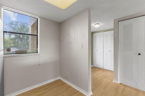 Copropriété à louer à Fort Lauderdale, Floride: 1 chambre, 65.22 m2 № 2169017 - photo 12