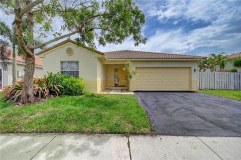 Villa ou maison à Sunrise, Floride 3 chambres, 160.44 m2 № 2402136