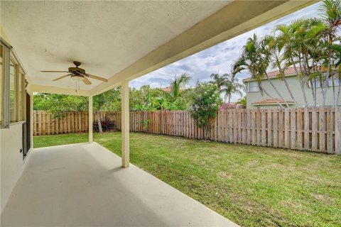 Villa ou maison à vendre à Sunrise, Floride: 3 chambres, 160.44 m2 № 2402136 - photo 4