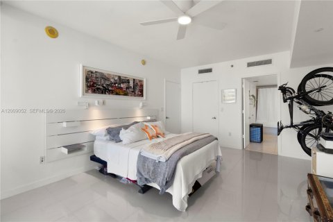 Купить кондоминиум в Майами, Флорида 1 спальня, 96.15м2, № 2089818 - фото 17