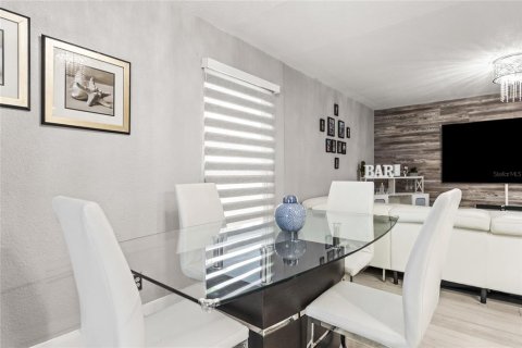 House in Tamarac, Florida 3 bedrooms, 116.22 sq.m. № 2391340 - photo 25