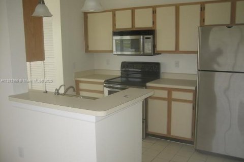 Copropriété à vendre à Oakland Park, Floride: 1 chambre, 80.08 m2 № 1977492 - photo 6