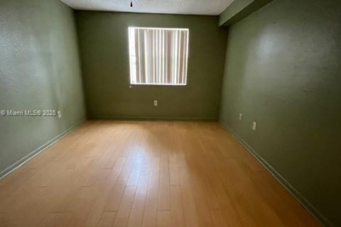 Copropriété à vendre à Oakland Park, Floride: 1 chambre, 80.08 m2 № 1977492 - photo 2