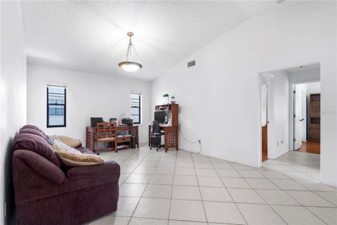 Casa en venta en North Fort Myers, Florida, 3 dormitorios, 175.68 m2 № 1765762 - foto 21