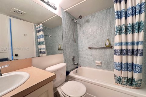 Condo in Boca Raton, Florida, 1 bedroom  № 1635480 - photo 20