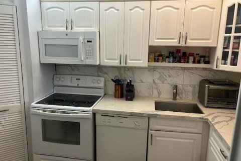 Condo in Fort Lauderdale, Florida, 1 bedroom  № 2087994 - photo 7
