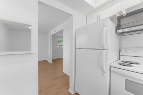 Appartement à louer à Saint Petersburg, Floride: 2 chambres, 74.69 m2 № 2111070 - photo 11