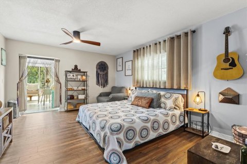 House in Sarasota, Florida 3 bedrooms, 157.93 sq.m. № 2430500 - photo 30