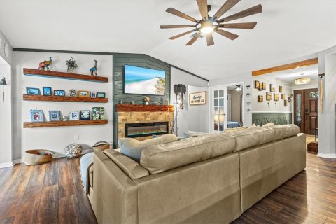 House in Sarasota, Florida 3 bedrooms, 157.93 sq.m. № 2430500 - photo 19
