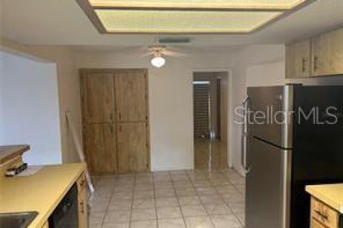 Villa ou maison à louer à Seminole, Floride: 3 chambres, 176.33 m2 № 2114435 - photo 8