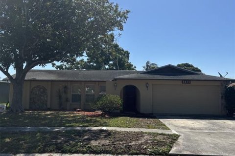 Villa ou maison à Seminole, Floride 3 chambres, 176.33 m2 № 2114435
