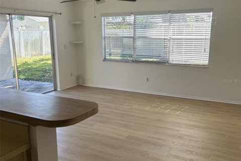 Villa ou maison à louer à Seminole, Floride: 3 chambres, 176.33 m2 № 2114435 - photo 12