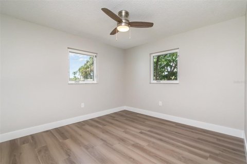 Casa en venta en Port Charlotte, Florida, 3 dormitorios, 155.24 m2 № 1775383 - foto 22