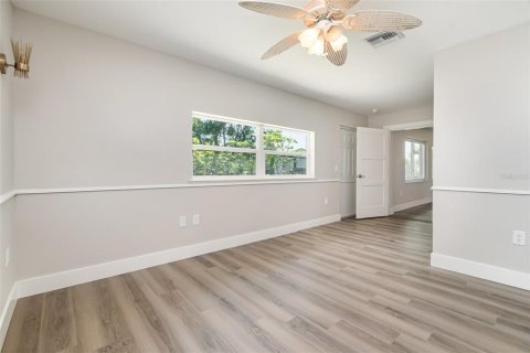 Casa en venta en Port Charlotte, Florida, 3 dormitorios, 155.24 m2 № 1775383 - foto 15