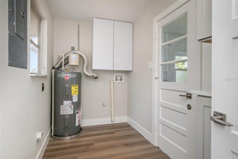 Casa en venta en Port Charlotte, Florida, 3 dormitorios, 155.24 m2 № 1775383 - foto 11