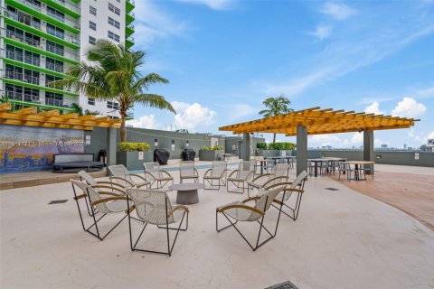 Condominio en venta en Miami, Florida, 1 dormitorio, 76.64 m2 № 1762761 - foto 27