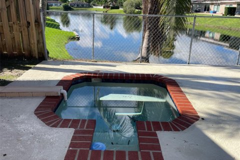 Купить виллу или дом в Майами, Флорида 4 спальни, 191.75м2, № 1955627 - фото 30