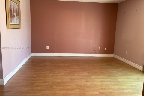 Купить виллу или дом в Майами, Флорида 4 спальни, 191.75м2, № 1955627 - фото 14