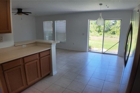 Townhouse in Winter Garden, Florida 3 bedrooms, 147.71 sq.m. № 1877129 - photo 5