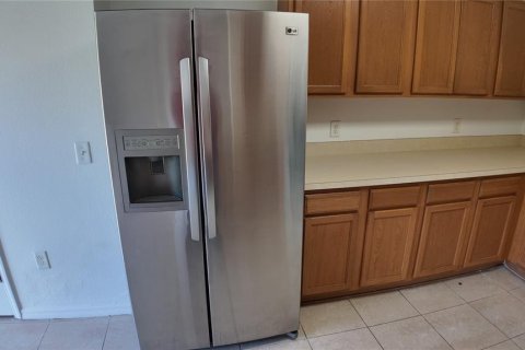 Townhouse in Winter Garden, Florida 3 bedrooms, 147.71 sq.m. № 1877129 - photo 3