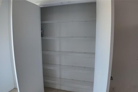 Townhouse in Winter Garden, Florida 3 bedrooms, 147.71 sq.m. № 1877129 - photo 7