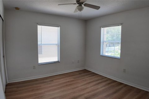 Townhouse in Winter Garden, Florida 3 bedrooms, 147.71 sq.m. № 1877129 - photo 18