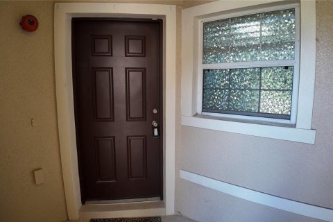 Townhouse in Winter Garden, Florida 3 bedrooms, 147.71 sq.m. № 1877129 - photo 2