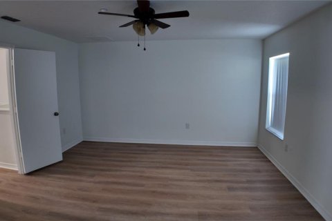 Townhouse in Winter Garden, Florida 3 bedrooms, 147.71 sq.m. № 1877129 - photo 15