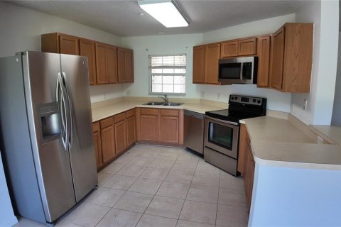 Townhouse in Winter Garden, Florida 3 bedrooms, 147.71 sq.m. № 1877129 - photo 4