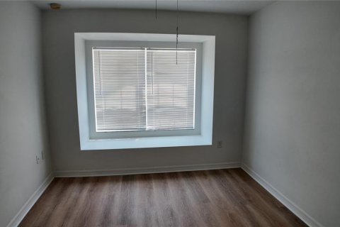 Townhouse in Winter Garden, Florida 3 bedrooms, 147.71 sq.m. № 1877129 - photo 17