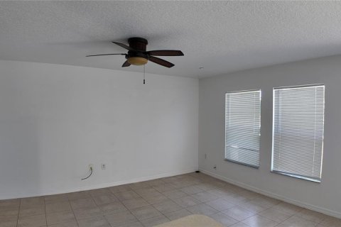 Townhouse in Winter Garden, Florida 3 bedrooms, 147.71 sq.m. № 1877129 - photo 8