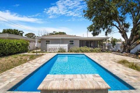 Casa en venta en Saint Petersburg, Florida, 3 dormitorios, 99.96 m2 № 1654332 - foto 8