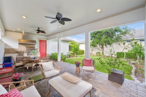 House in Orlando, Florida 4 bedrooms, 277.22 sq.m. № 2152420 - photo 27