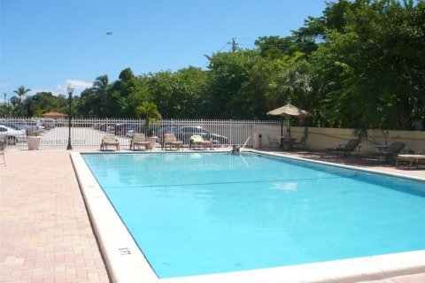 Copropriété à vendre à North Miami, Floride: 1 chambre, 66.33 m2 № 1372645 - photo 9