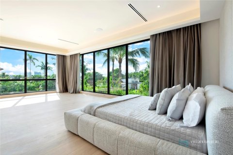 House in Miami, Florida 7 bedrooms, 458.1 sq.m. № 1445575 - photo 28