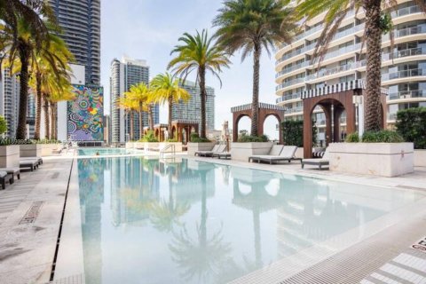 Condo in Miami, Florida, 1 bedroom  № 1945706 - photo 17