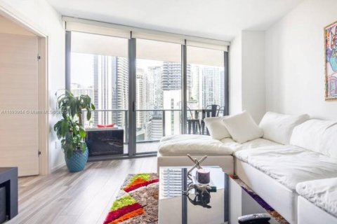 Condo in Miami, Florida, 1 bedroom  № 1945706 - photo 5