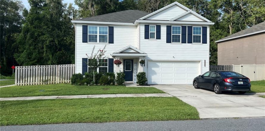 Villa ou maison à High Springs, Floride 5 chambres, 237.46 m2 № 2149936