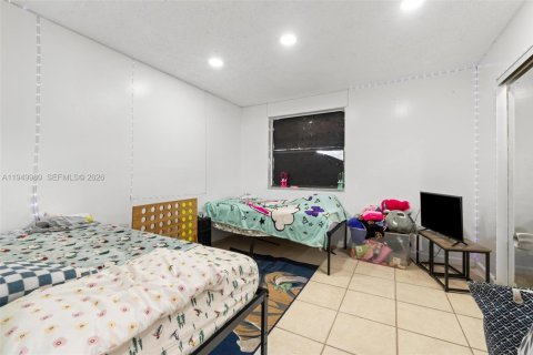 Купить кондоминиум в Майами-Гарденс, Флорида 2 спальни, 75.81м2, № 2005620 - фото 16